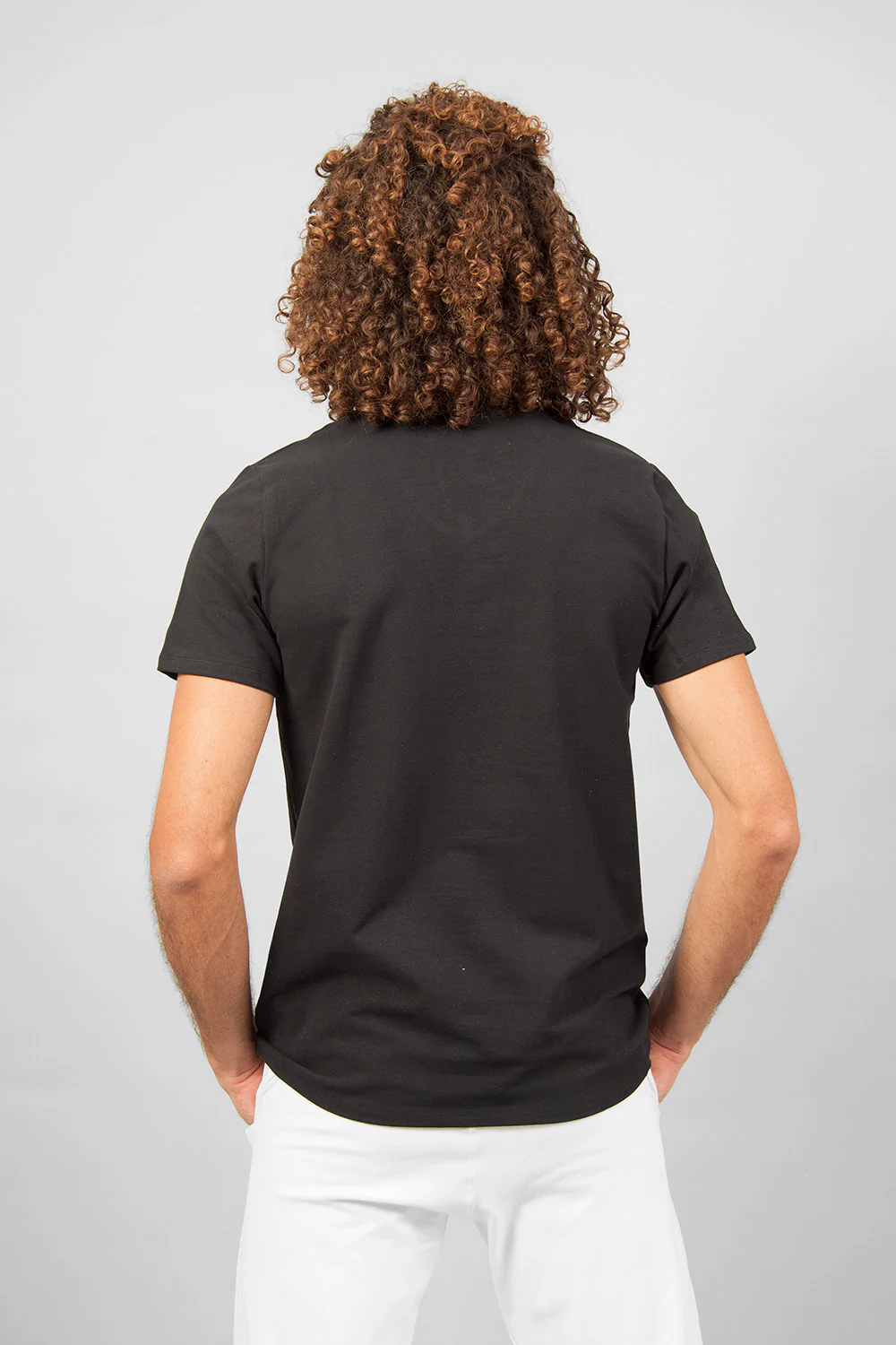 T-Shirt col V - Sadhak – Image 8