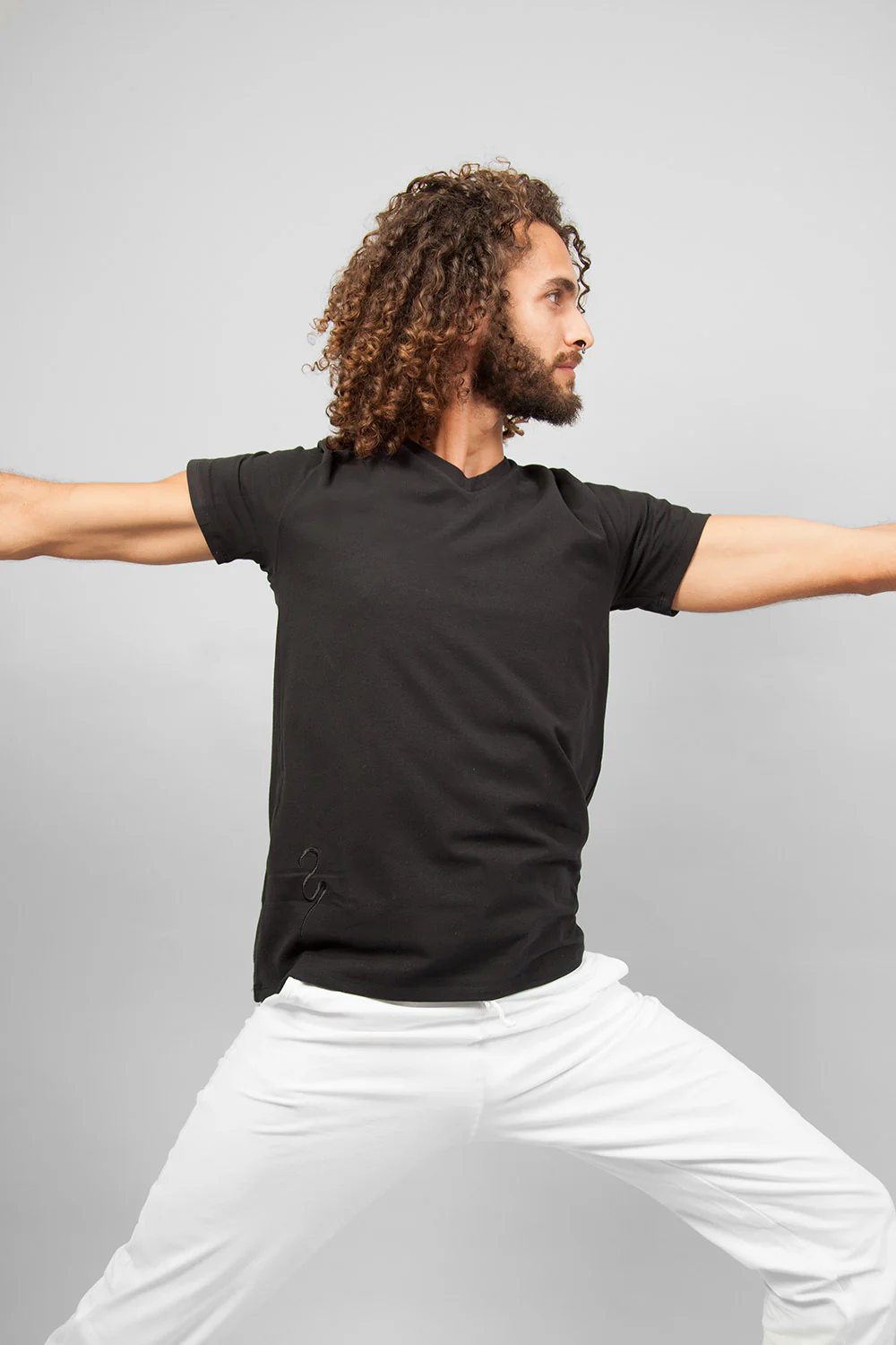 T-Shirt col V - Sadhak – Image 5